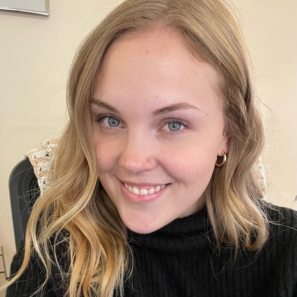 Meet your Posher, Chloe - Picture 1 of 1